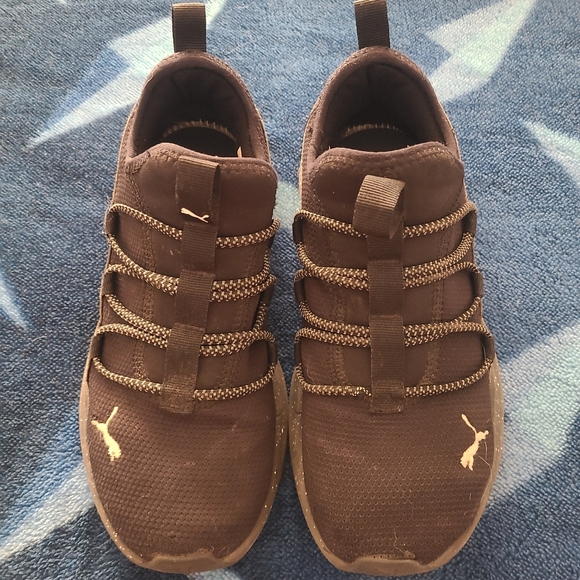 Boys Puma Shoes - Picture 2 of 6